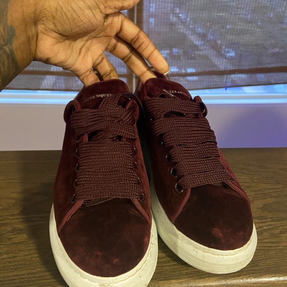 Alexander McQueen Shoes - Alexander’s Mcqueens sneakers